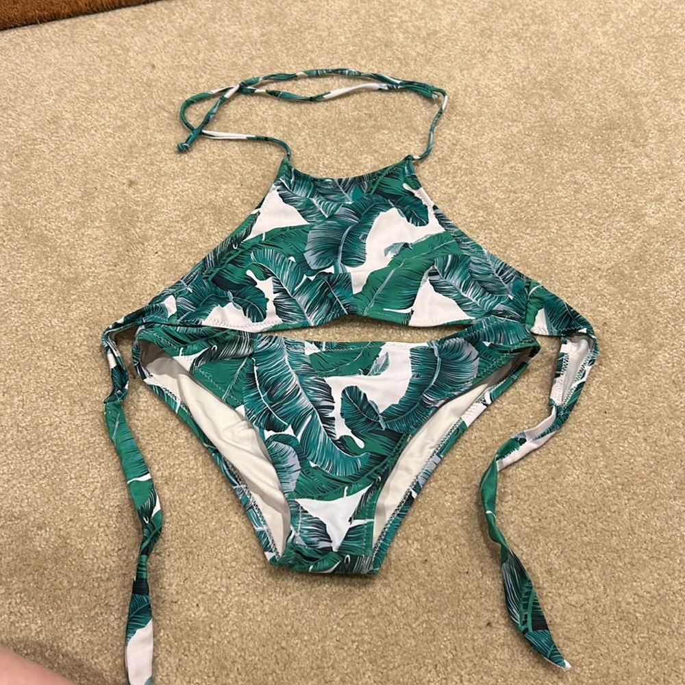 Amazon 2-Piece Green Leaf Bikini